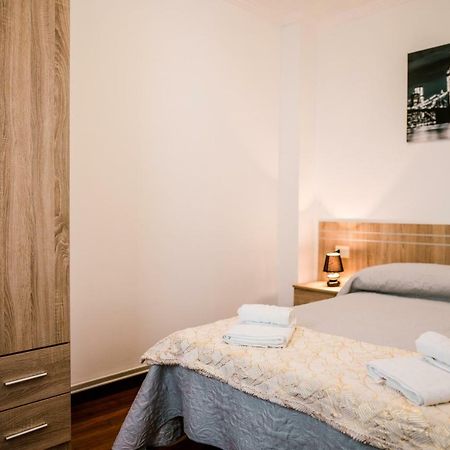 Apartamentos Enteros O Lagar Melide Bagian luar foto