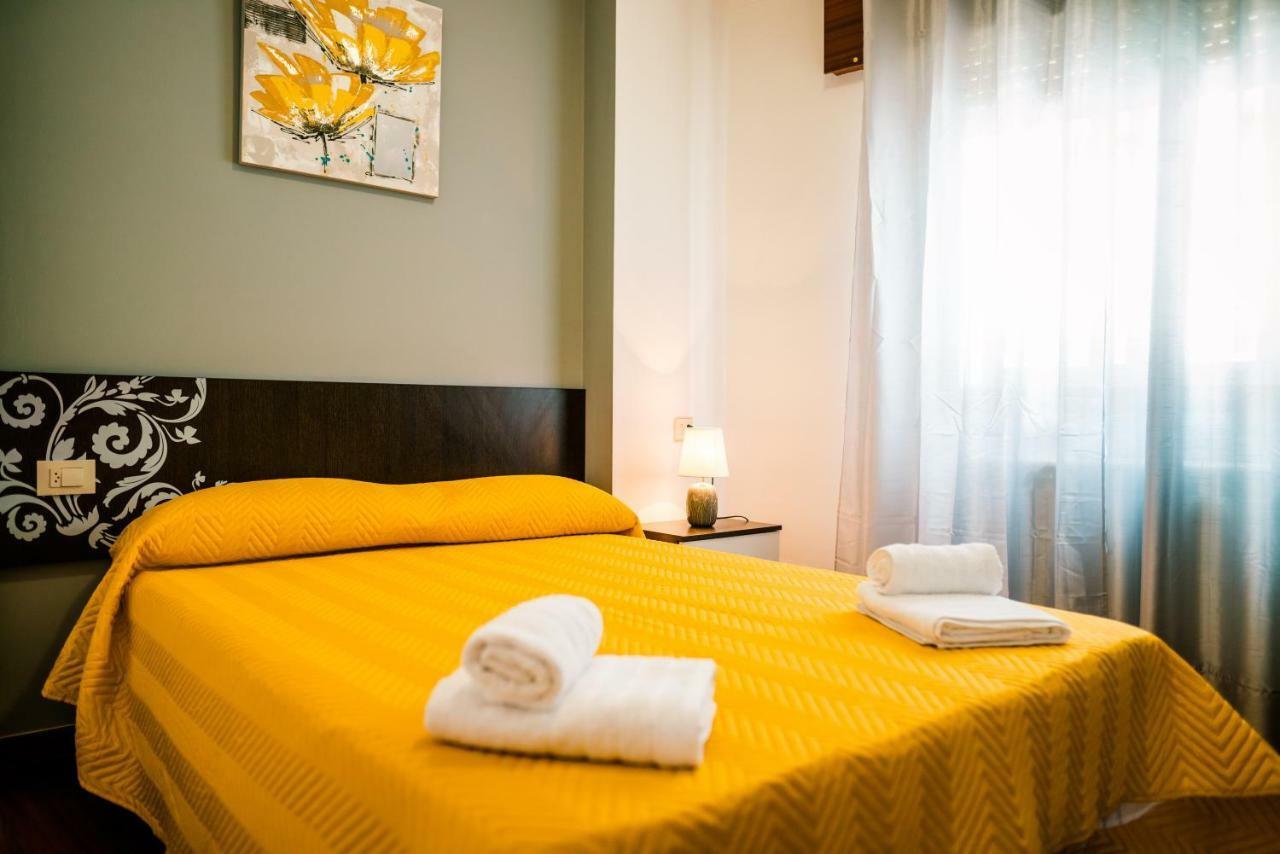 Apartamentos Enteros O Lagar Melide Bagian luar foto